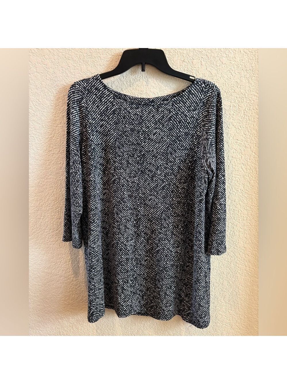 J. Jill Monochrome Zigzag Tunic Top